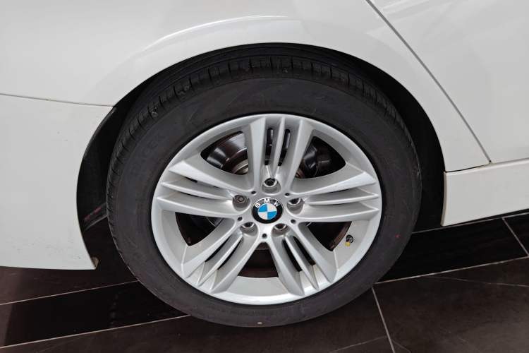 Used BMW 3 Series 2017 320Li Fashion Model
