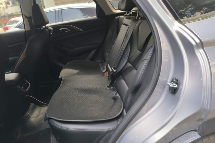 Used Haval Fierce Dragon Max 2023 1.5L Hi4 105 Four-Wheel Drive Navigation Edition Left Rear Seat