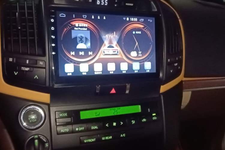 Used Toyota Land Cruiser 2015 4.0L 5-Seater Middle East Version
