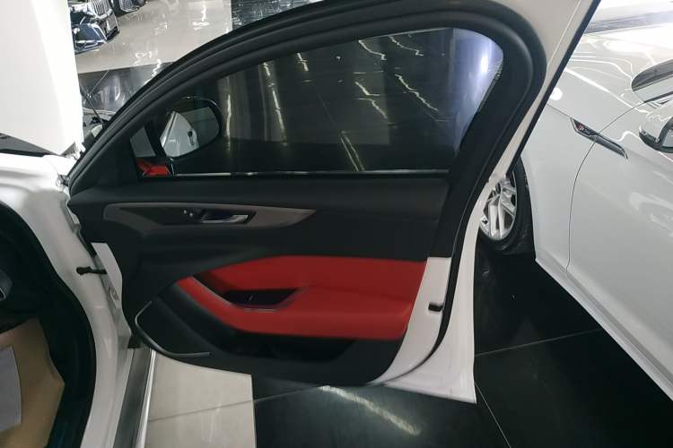 Used Jaguar XEL 2022 2.0T 250 PS R-DYNAMIC S Advanced Sport Edition