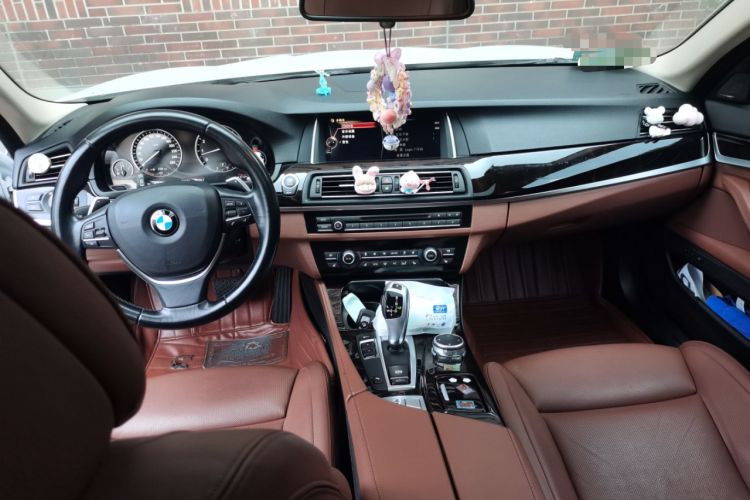 Used BMW 5 Series 2015 535Li Leading Model
