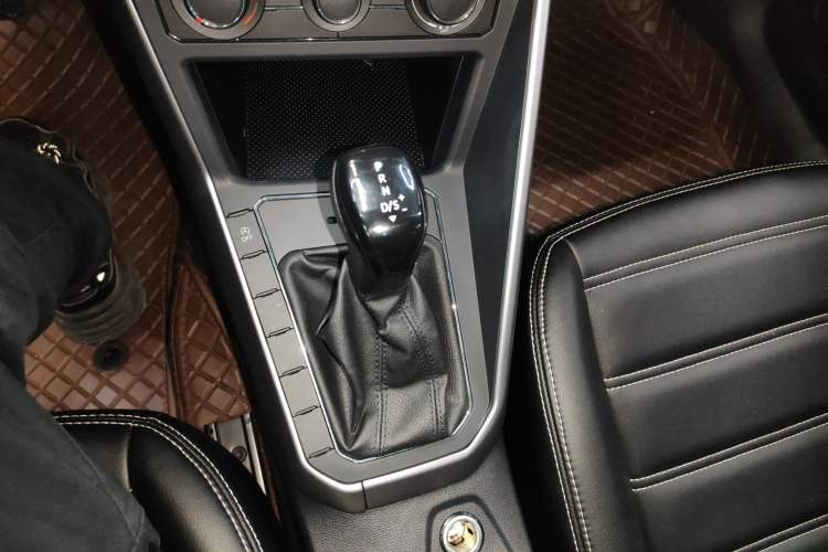 Used Volkswagen Polo 2019 Plus 1.5L Automatic Panoramic Enjoyment Edition Gear Lever