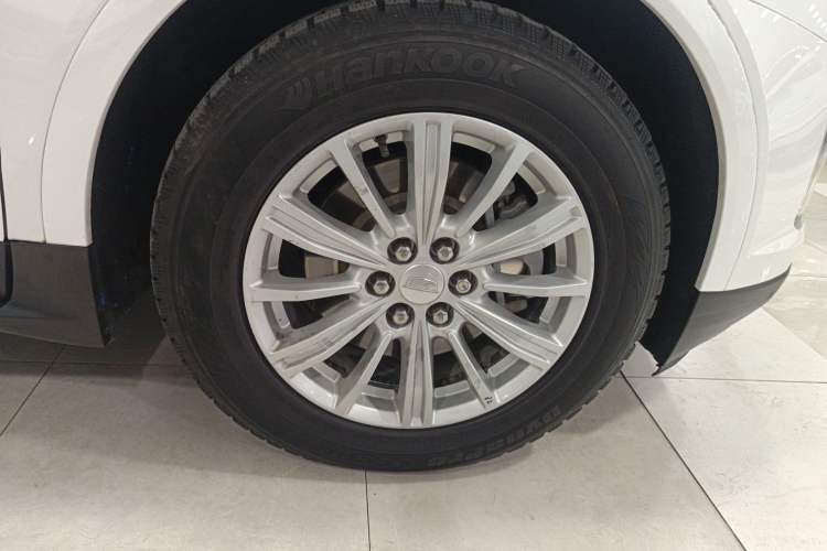 Used Cadillac XT5 2018 28E Four-Wheel Drive Tech Version
