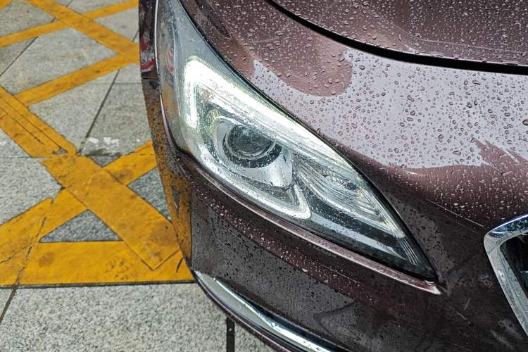 Used Buick LaCrosse 2016 20T Leading Model
