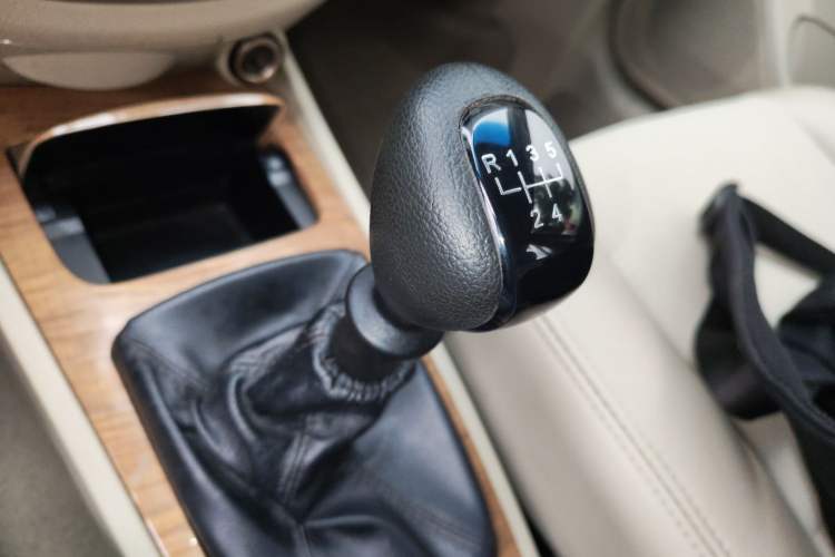 Used Buick Excelle 2015 1.5L Manual Classic Trim