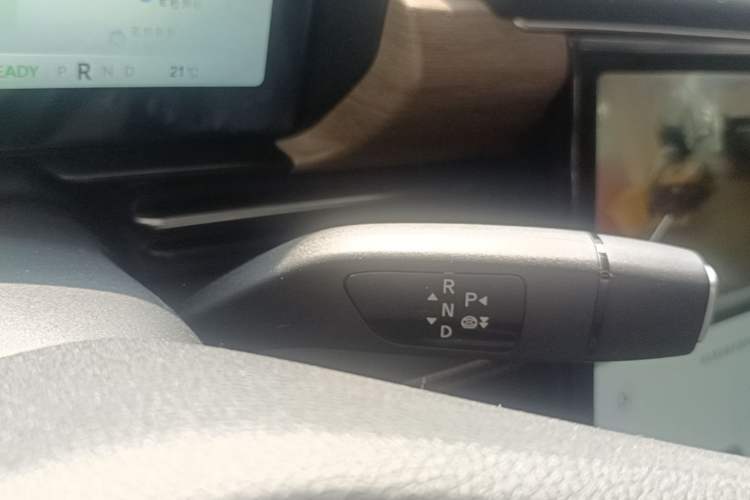 Used XPeng P5 2024 500 Smart Drive Edition Gear Lever