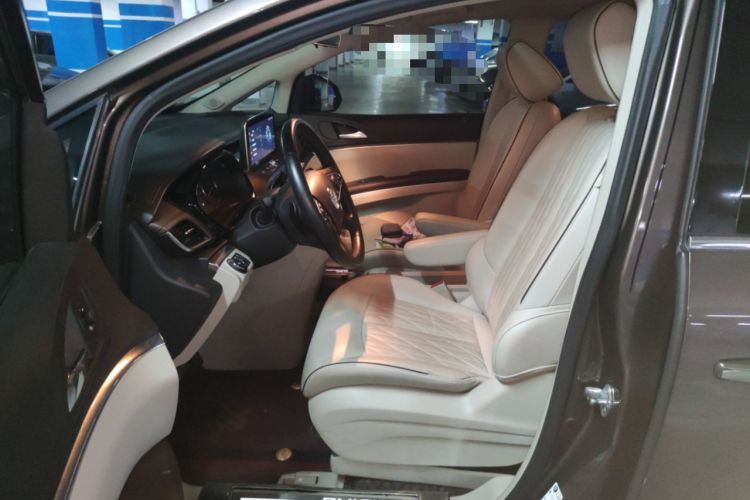 Used Buick GL8 2021 Land Cruiser Executive 652T Premium Model
