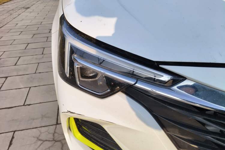 Used Roewe i6 MAX 2020 300TGI Automatic "Swell Cool Smart Drive" Edition