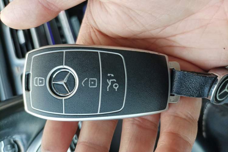 Used Mercedes-Benz GLE 2021 GLE 350 4MATIC Stylish Model Vehicle Key