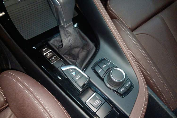 Used BMW X1 2019 sDrive18Li Premium Edition
