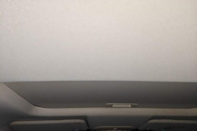 Used Ford Escort 2017 Happiness Edition 1.5L Automatic Fashion Version Headliner