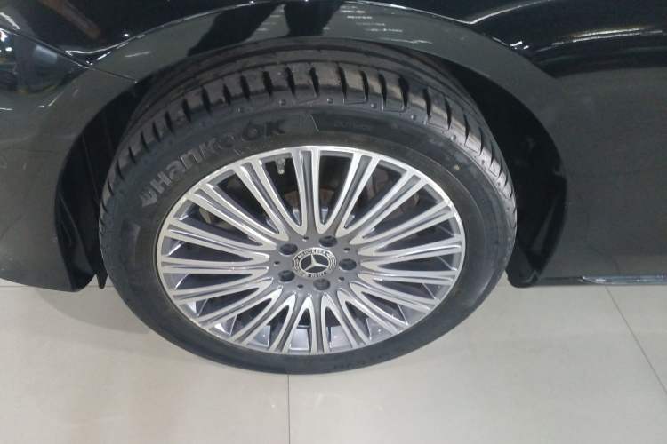 Used Mercedes-Benz E-Class 2019 Facelifted E 300 L Stylish Version