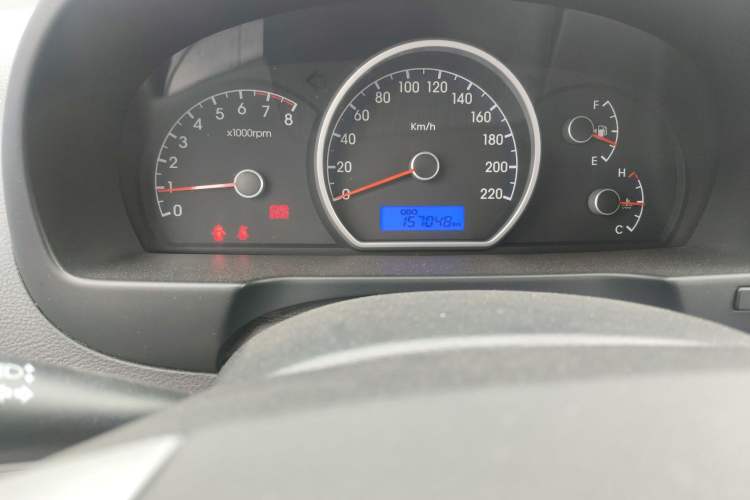 Used Hyundai Celesta 2011 1.6L Manual Comfort Edition
