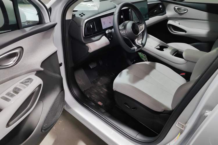 Used BYD Sealion 05 EV 2025 520 km Smart Cruise Version Driver Seat