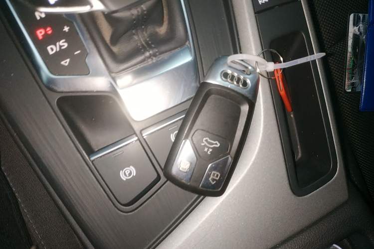 Used Audi A4L 2019 40 TFSI Ambition China VI