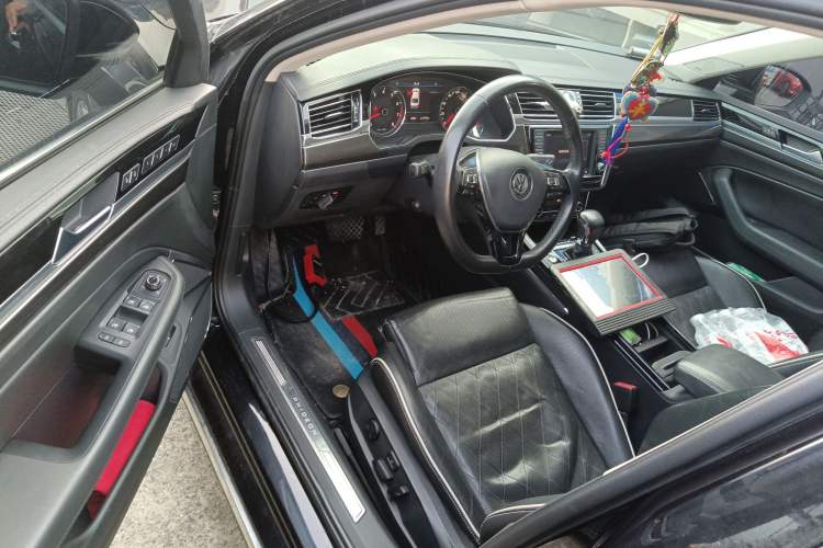 Used Volkswagen Phideon 2018 380TSI Two-Wheel-Drive Flagship Edition