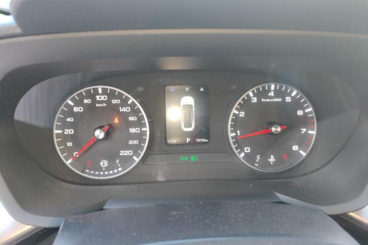 Used MG 5 2021 180 DVVT CVT Youthful Style Edition
