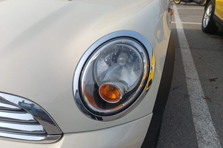 Used MINI 2011 1.6L COOPER Fun
