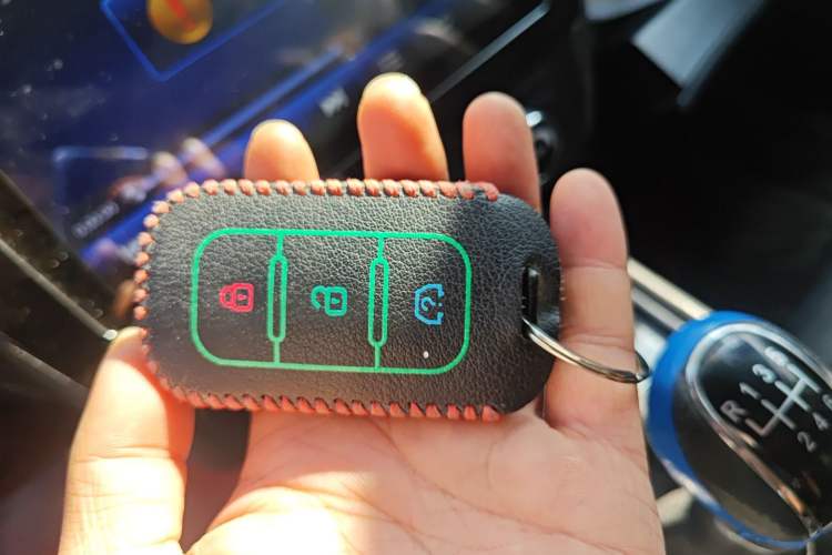 Used Dongfeng Fengon 580 2016 1.5T Manual Luxury Edition
