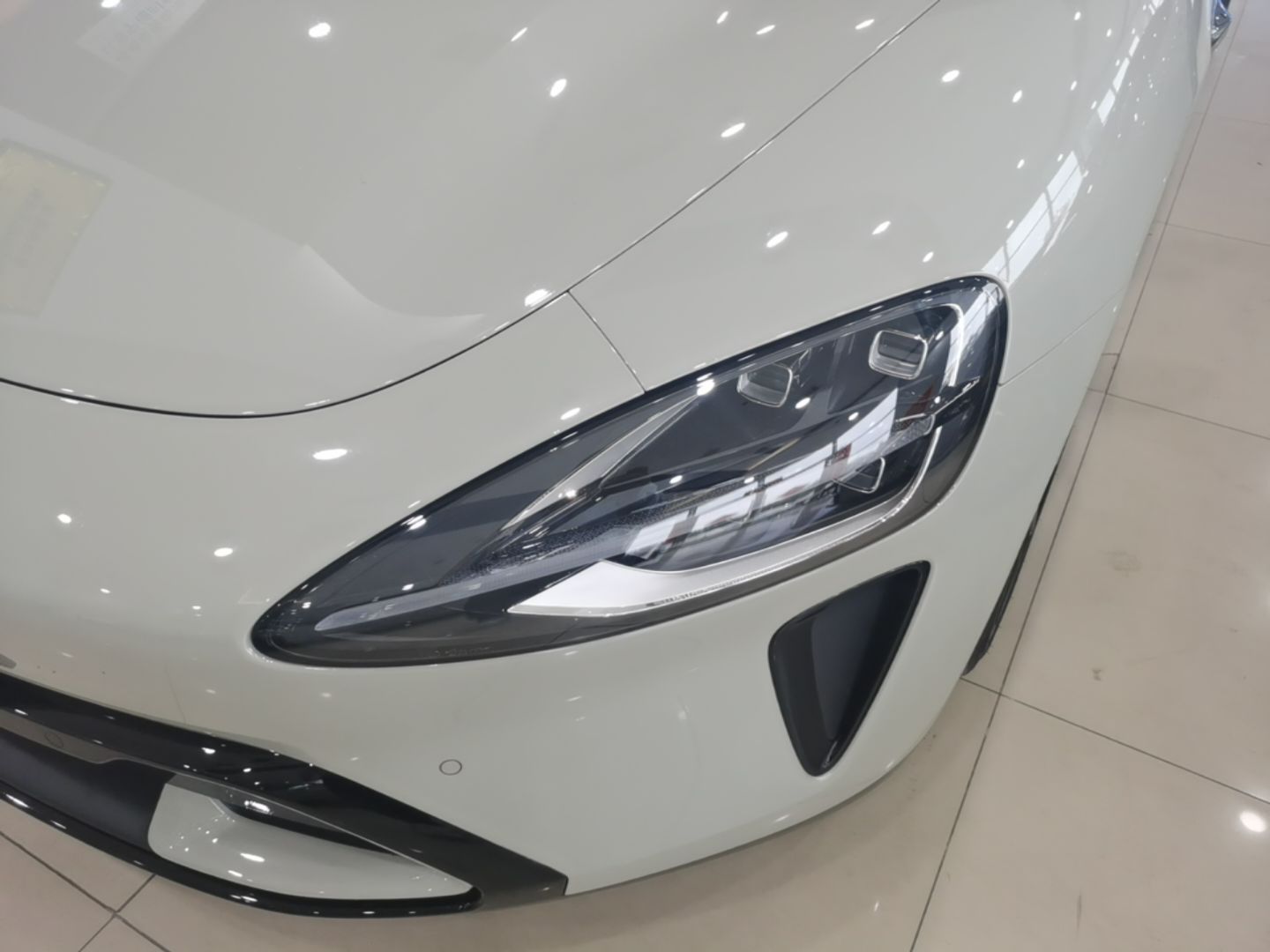 Xiaomi Auto SU7 2024 Four-Wheel Drive Ultra-Long Range Advanced Intelligent Driving Max Edition — снимка 8