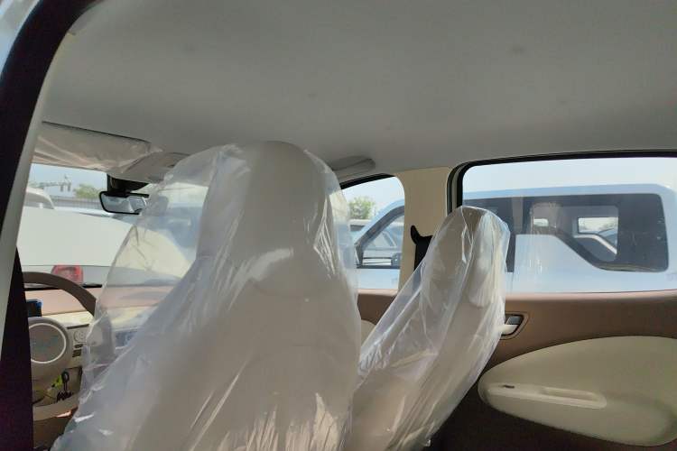 Used Wuling Hongguang MINIEV 2025 Four-Door Version Advanced Edition Headliner
