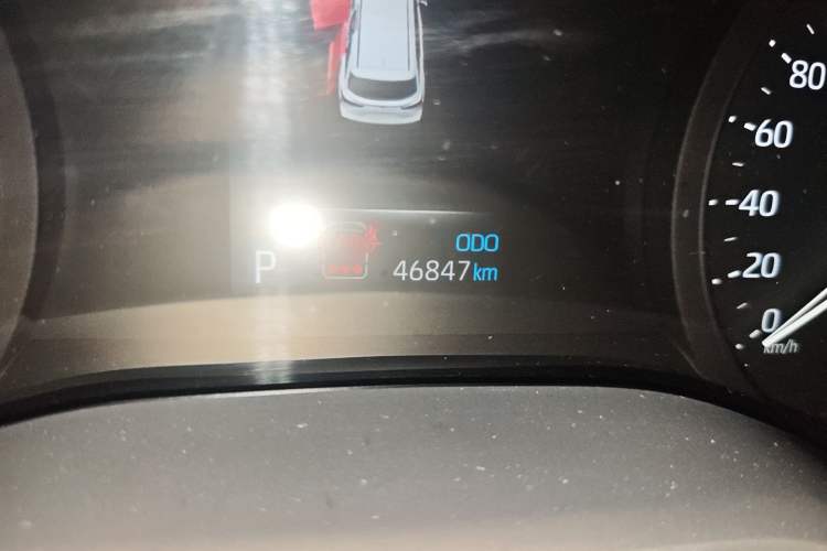 Used Toyota SIENNA 2023 2.5L Hybrid Comfort Edition Odometer Close Up