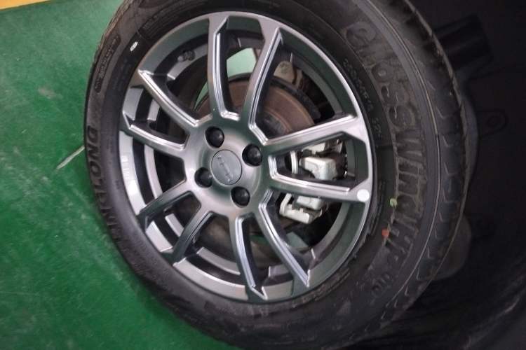 Used Geely Auto Vision X3 2021 PRO 1.5L CVT Deluxe Model Right Rear Wheel Hub