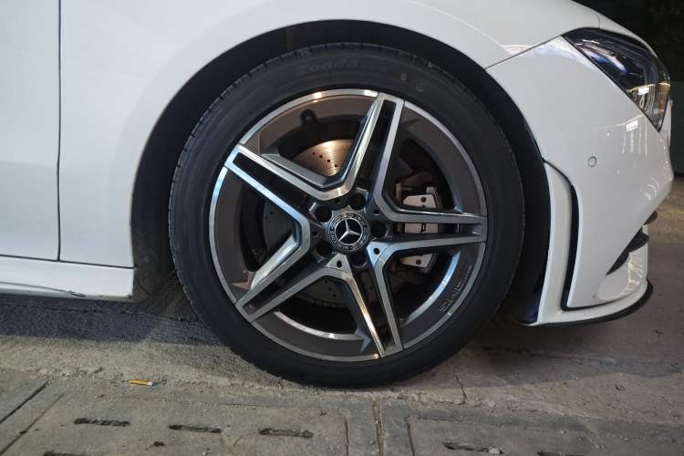 Used Mercedes-Benz CLA 2020 CLA 200 Right Front Wheel Hub