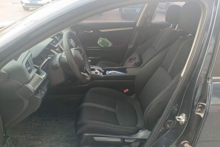 Used Honda Civic 2016 220TURBO Manual Luxury Edition