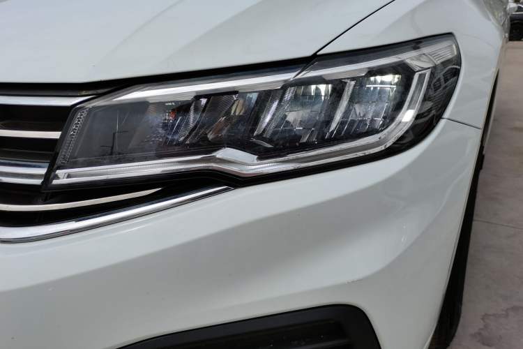 Used Volkswagen Bora 2019 1.5L Manual Fashion Edition Left Front Headlight