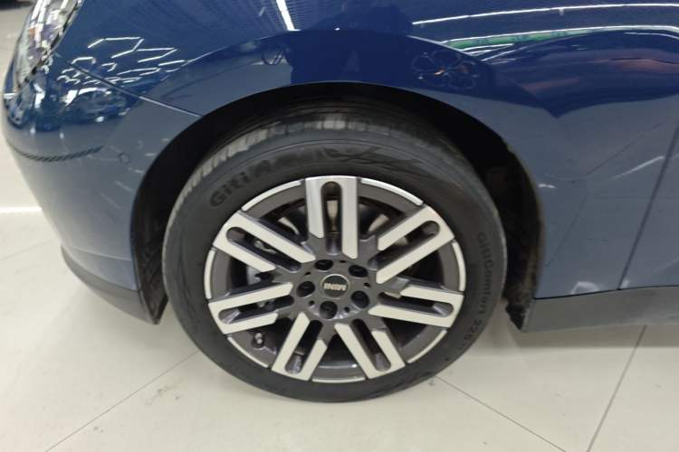 Used MINI Electric MINI COOPER 2025 456km COOPER E Classic Style
