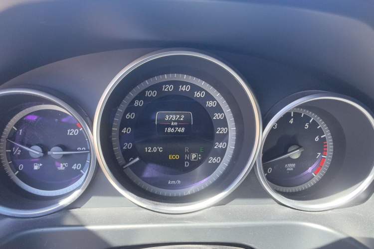 Used Mercedes-Benz E-Class 2015 Facelift E 200 L