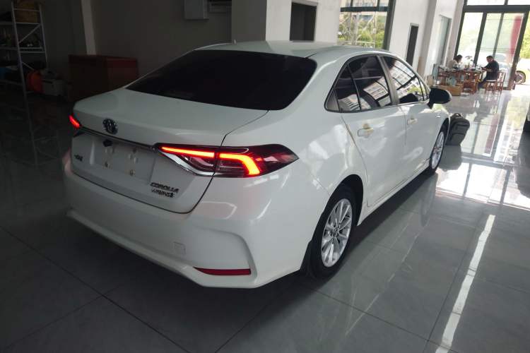 Used Toyota Corolla 2021 Dual-Motor 1.8L E-CVT Elite Edition Rear Right 45 Deg