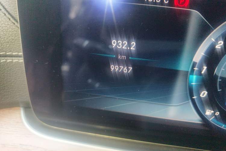 Used Mercedes-Benz E-Class 2018 Facelift E 200 L
