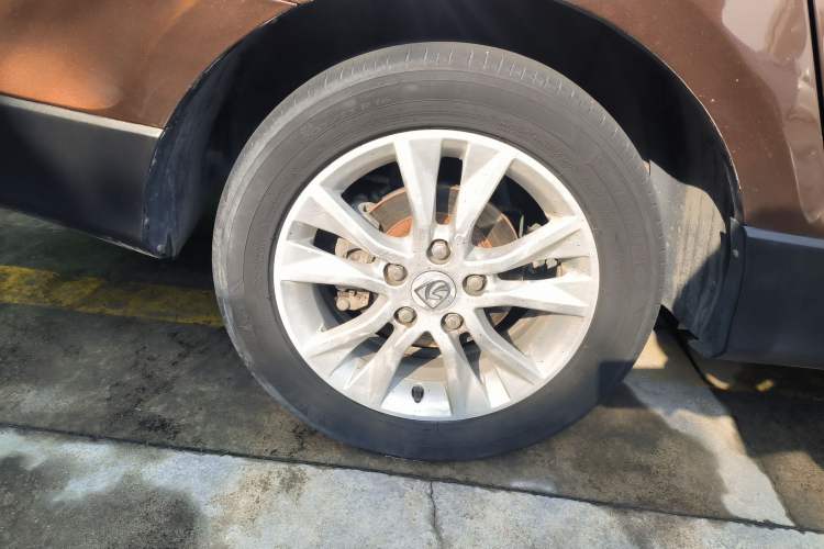 Used Baojun 730 2014 1.5L Manual Standard Version 8 Seats
