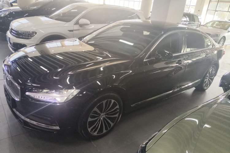 Used Volvo S90 2025 B5 Zhiyi Luxury Edition
