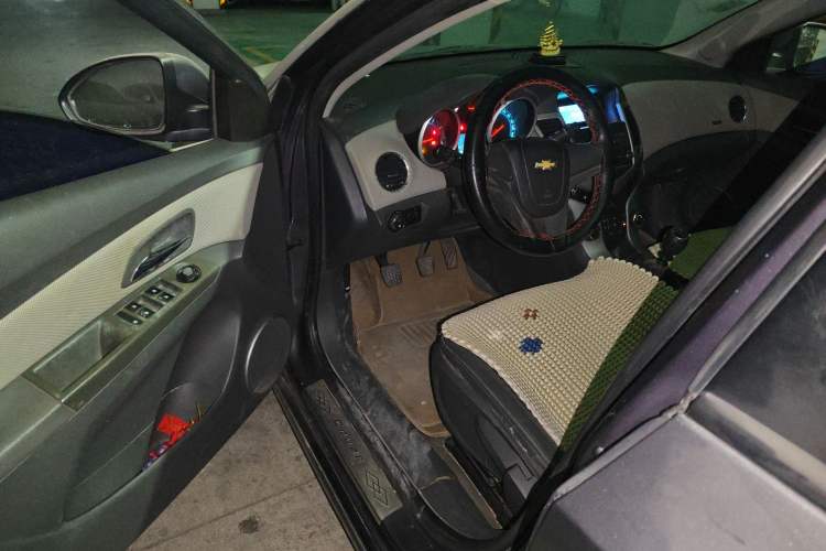 Used Chevrolet Cruze 2009 1.6L SL MT
