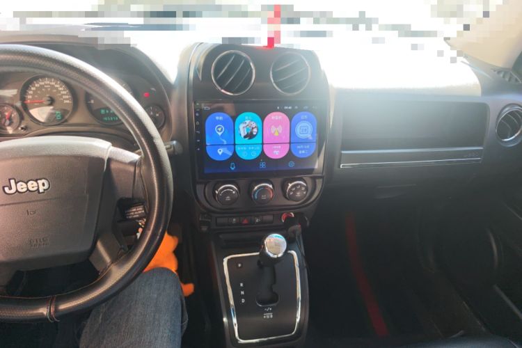 Used Jeep Compass 2010 2.4L four-wheel drive sport version