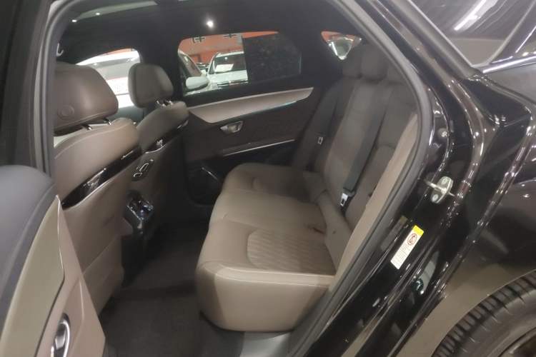 Used BYD Han 2024 EV Glory Edition 506KM Front-Wheel-Drive Premium Model
