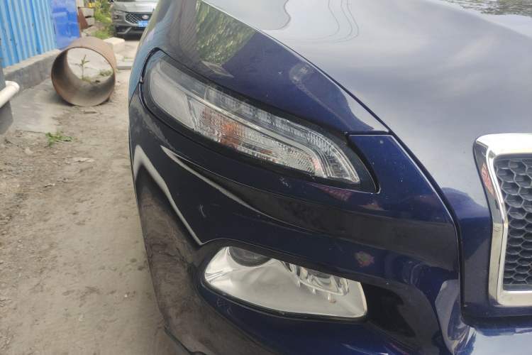 Used Jeep Cherokee 2016 2.0L Leading Edition Right Front Headlight