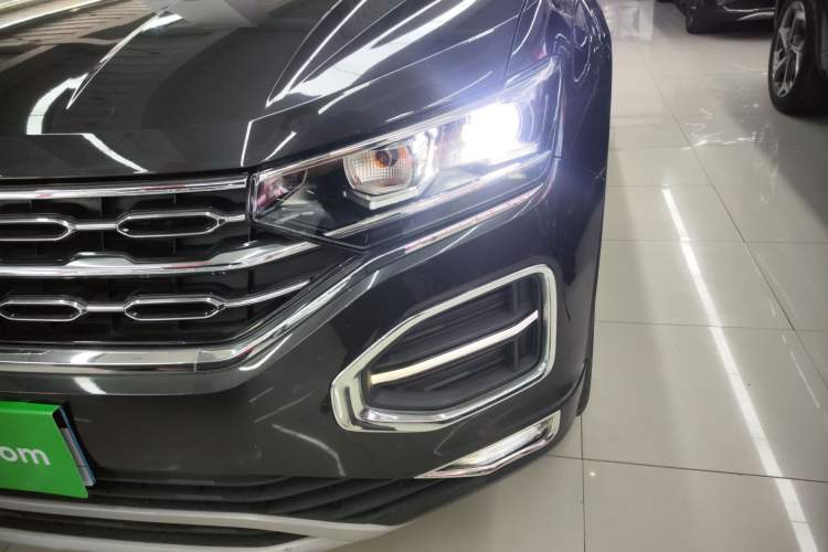 Used Volkswagen Tayron 2019 330TSI Two-Wheel Drive Luxury Model China VI Standard
