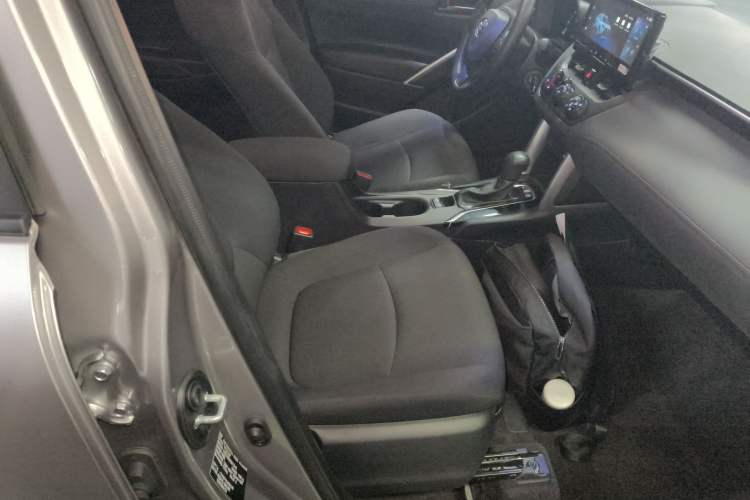 Used Toyota Corolla Cross 2024 2.0L Pioneer Edition
