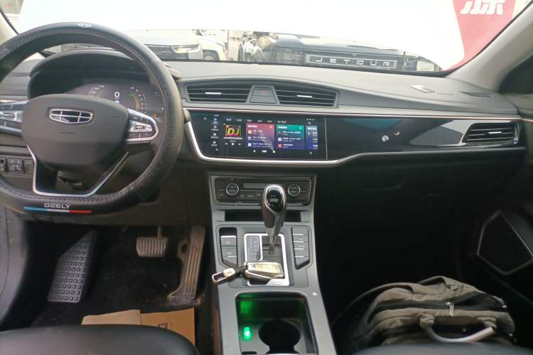 Used Geely Auto Emgrand GL 2021 UP 1.4T CVT Luxury Edition Audio And AC Panel