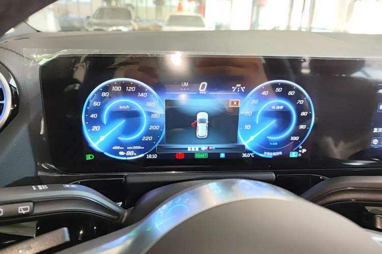 Used Mercedes-Benz EQA 2025 EQA 260
