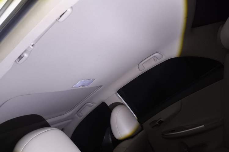 Used Toyota Corolla 2013 Special Edition 1.8L CVT ZhiKu GL-i