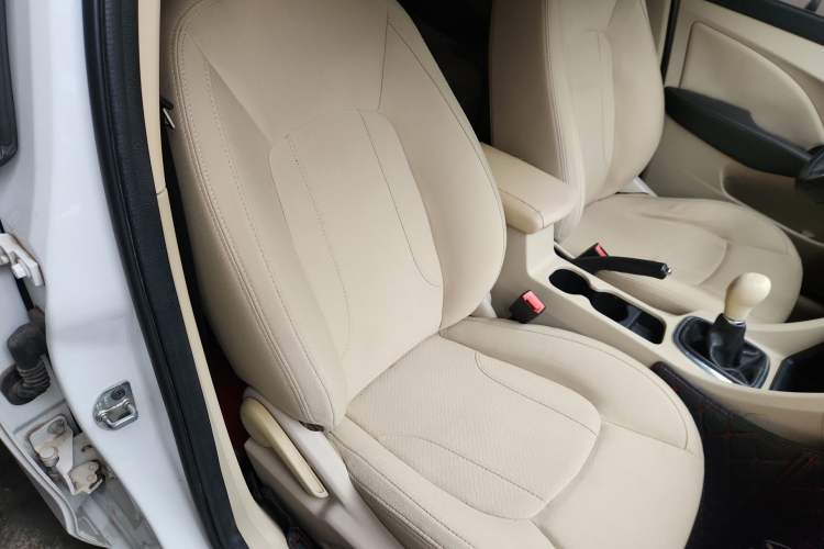 Used Chery Arrizo 7 2014 1.6L Manual ZhiCheng Edition