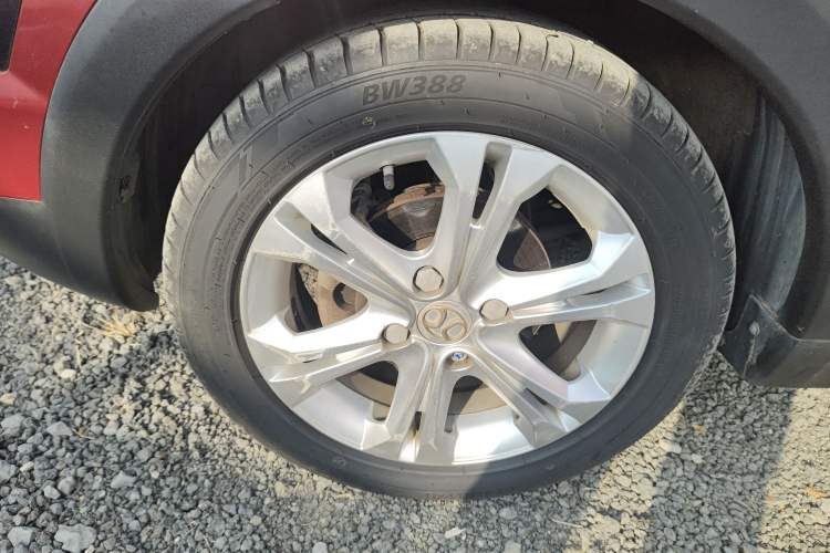 Used BAIC Senova X25 2015 1.5L manual Comfort trim level
