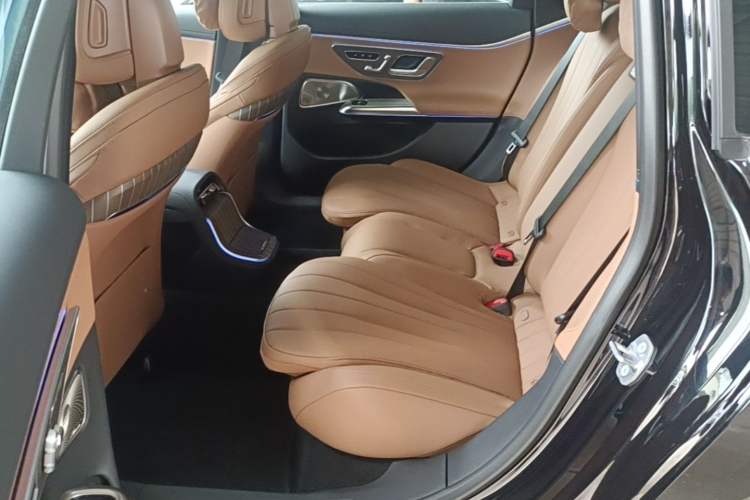 Used Mercedes-Benz E-Class 2026 E 300 L Luxury