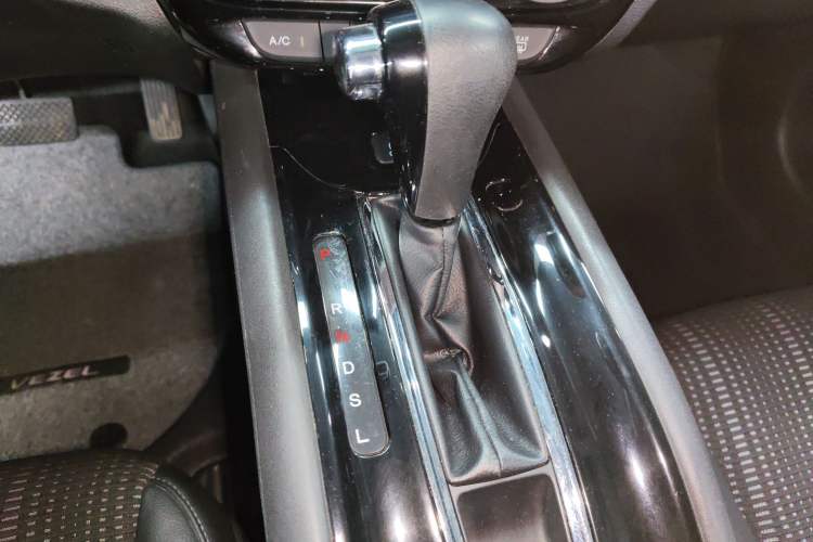 Used Honda Vezel 2015 1.8L CVT 2WD Elite Model