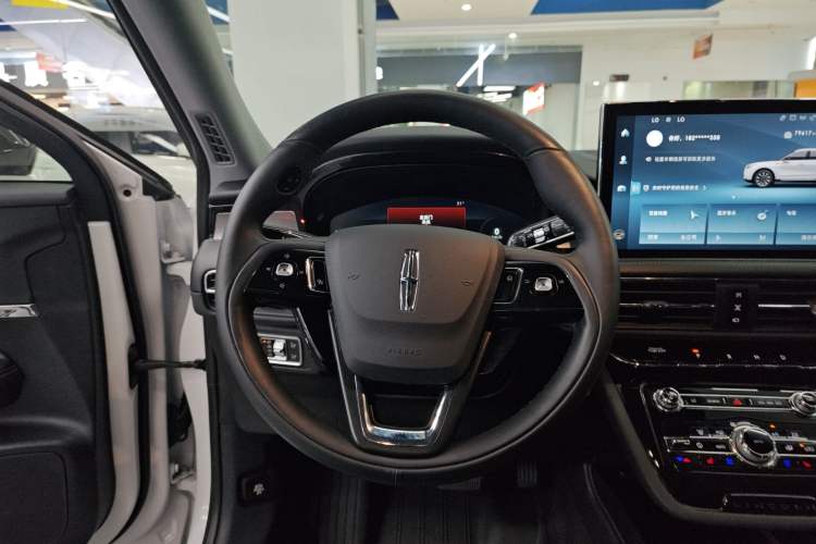 Used Lincoln Corsair 2022 2.0T Two-Wheel Drive Luxury Edition